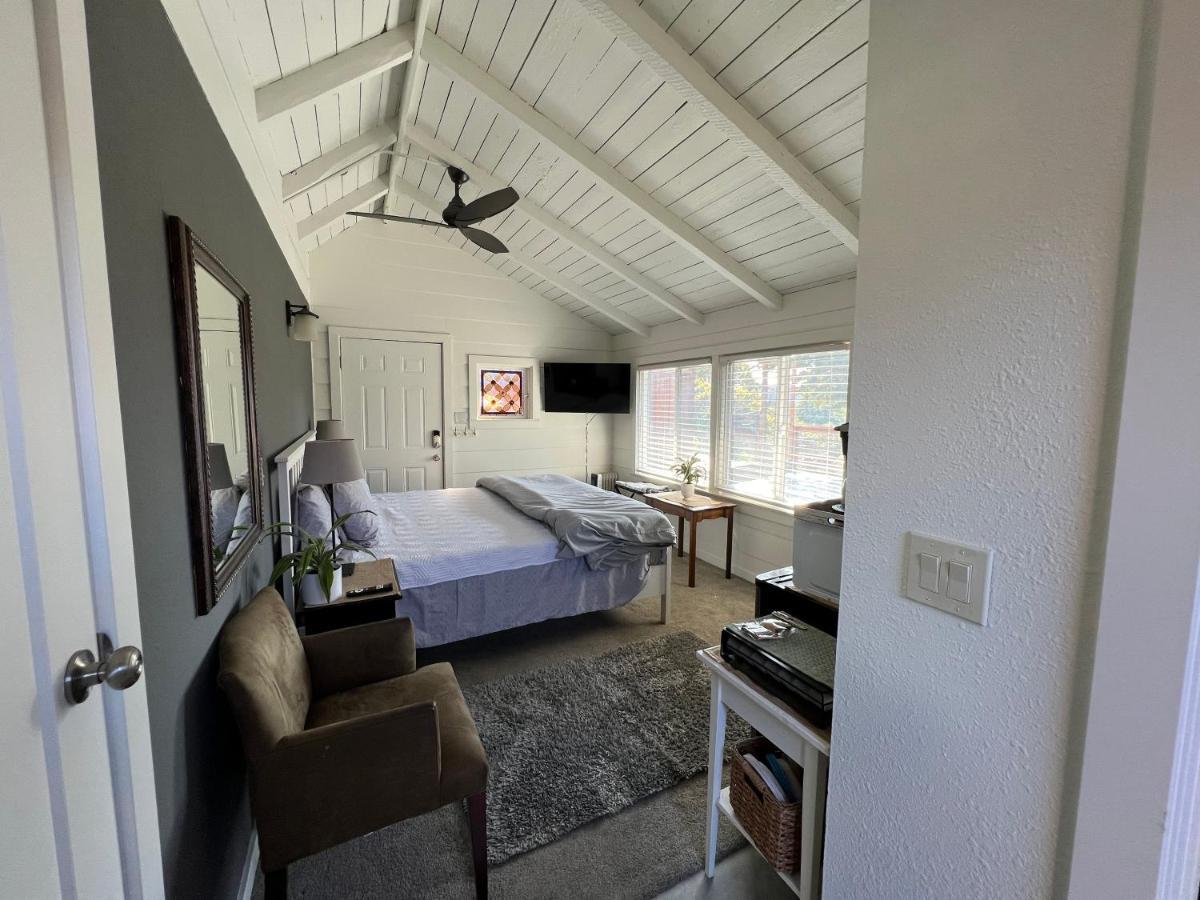 The Midtown Cottage- W/ Private Entrance And Views ซานตาครูซ ภายนอก รูปภาพ